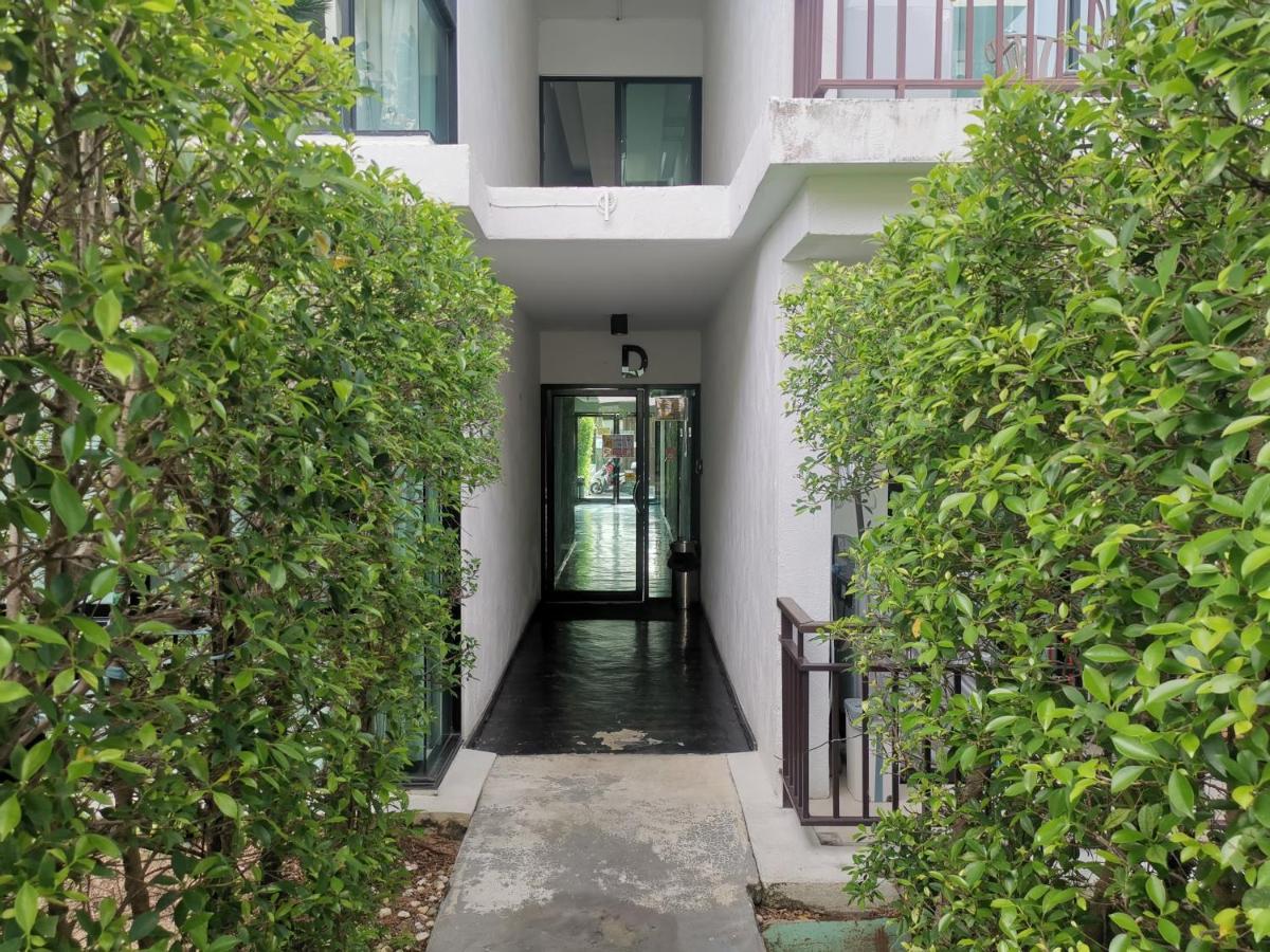 Rawai Beachfront - The Title Condominium Bagian luar foto